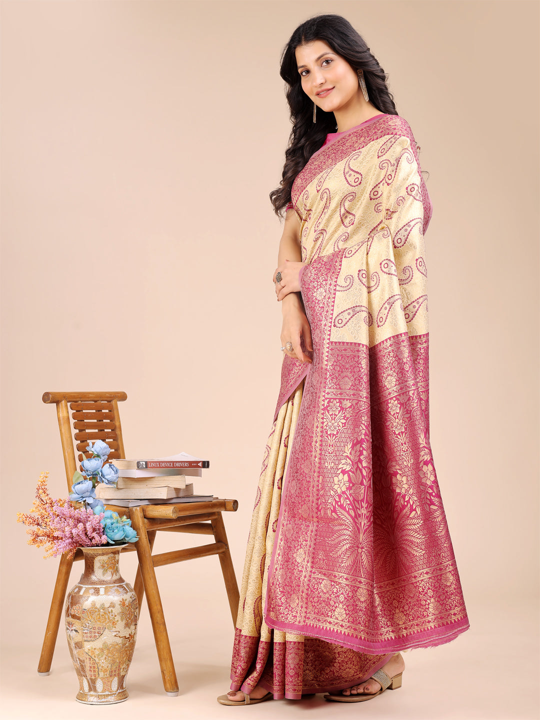 Astita Cream & Magenta Banarasi silk Woven Zari Work Traditional Tassel Saree | Swadesiicart