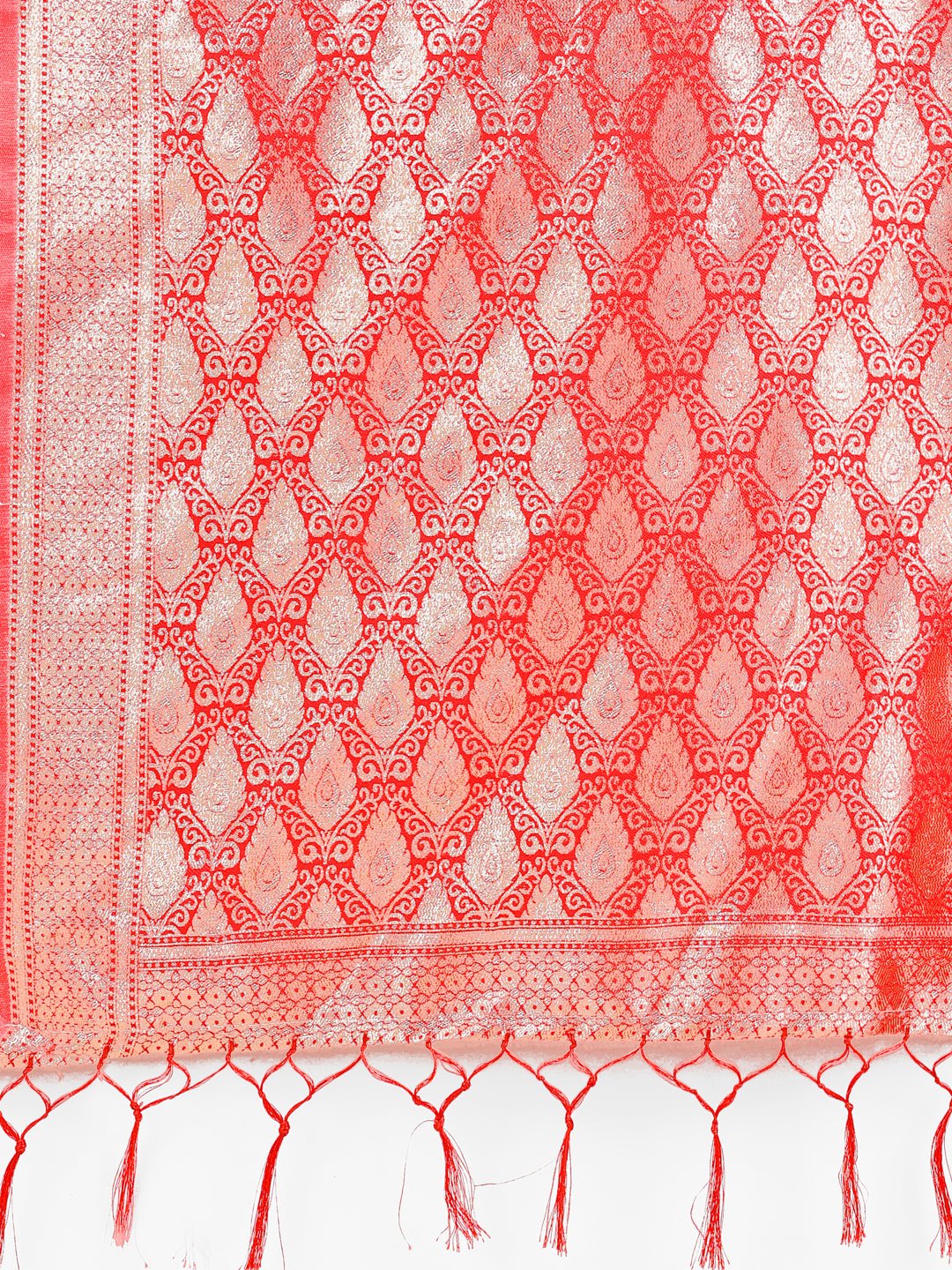Astita White & Red Banarasi Silk Saree with Teardrop Weaving & Rich Zari Pallu - Traditional Elegance for Festive Looks | Swadesiicart