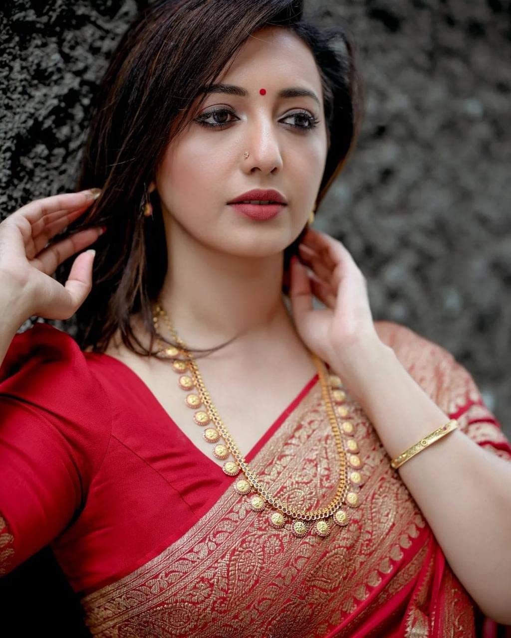 Vamika Weaving Banarasi Jacquard Red Kanjivaram Saree | Swadesiicart