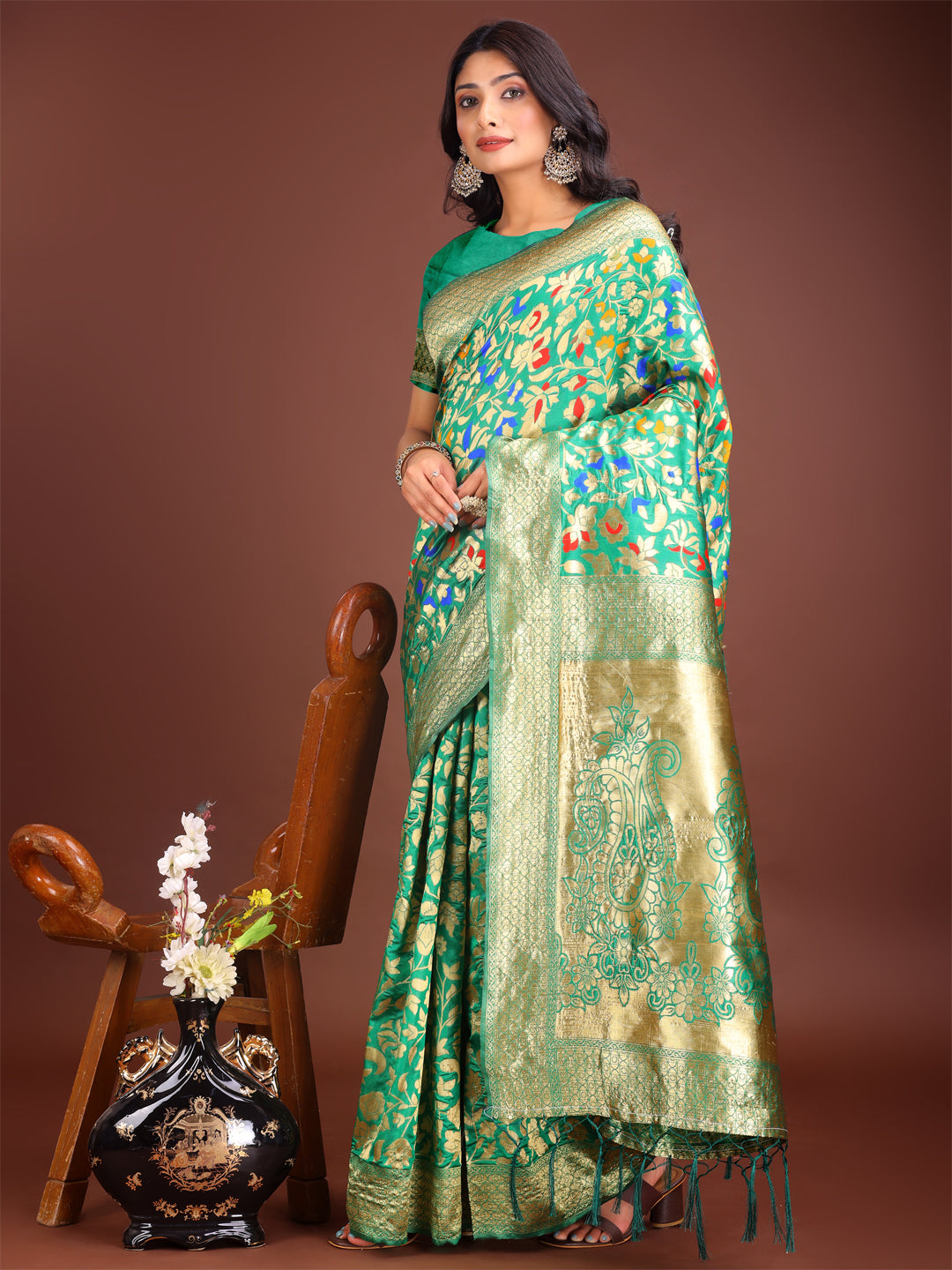 Shree Shyam Fashion Majestic Green Silk Saree with Gold Zari & Floral Design - Perfect for Festive & Traditional Occasions