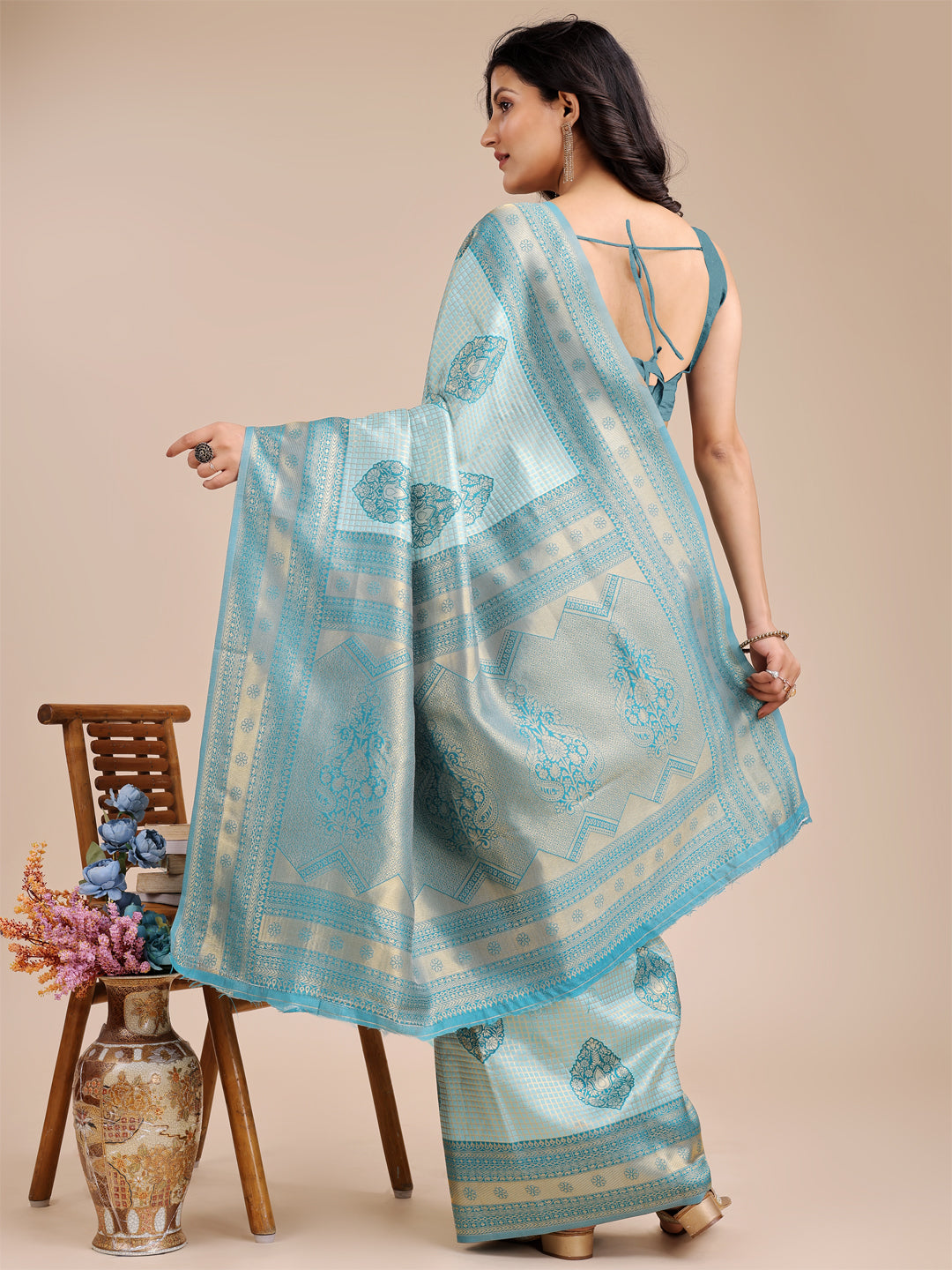 Astita Sea Green Banarasi silk Woven Zari Work Traditional Tassel Saree | Swadesiicart