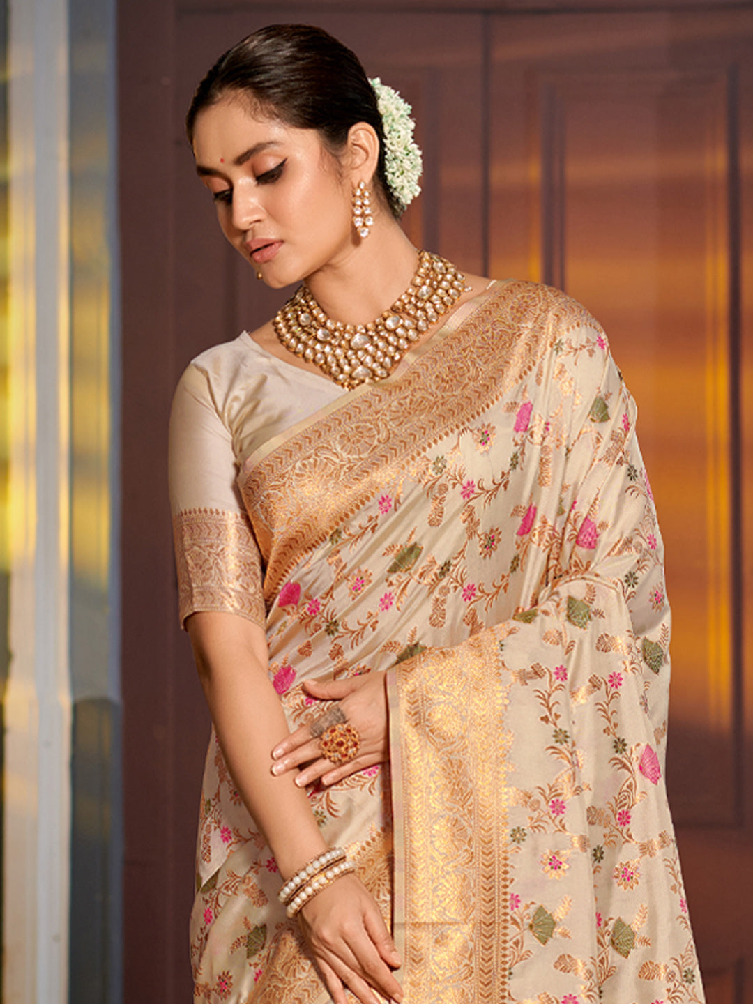 Astita Graceful White Banarasi Silk Saree with Golden Zari Woven Border & Floral Jaal - Wedding & Festive Wear | Swadesiicart