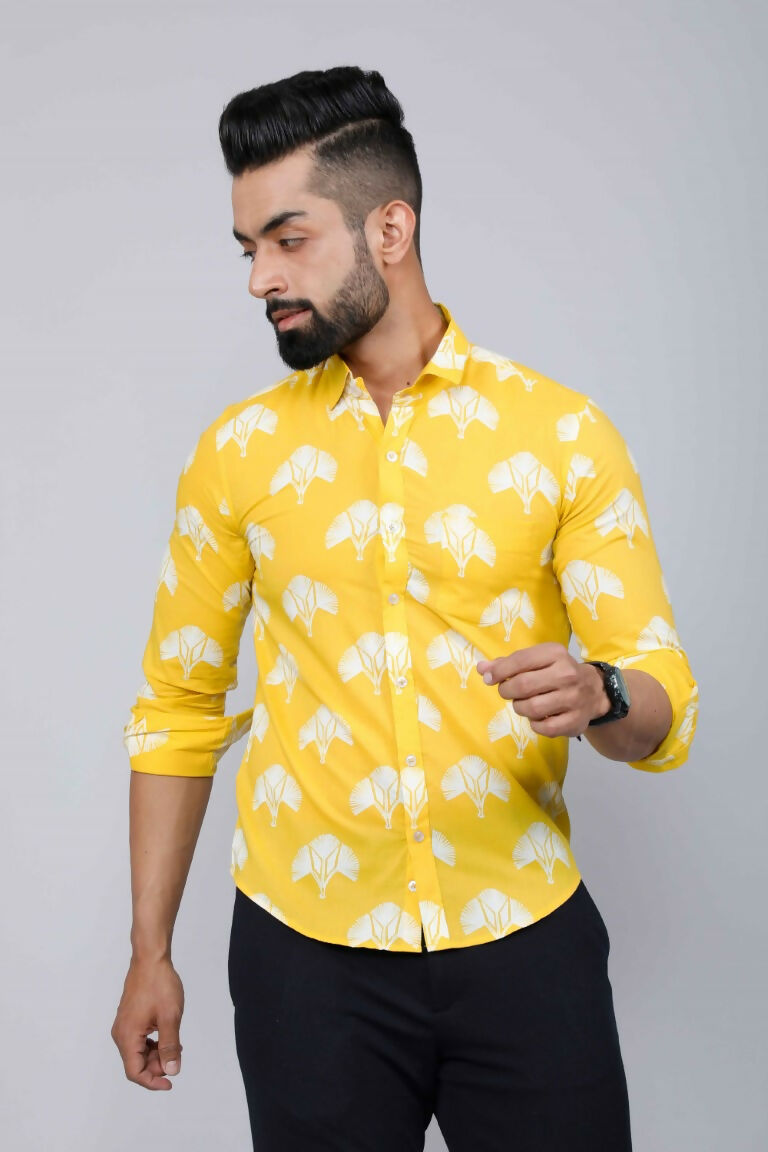 Miravan Men's Yellow and White Floral Printed Full Sleeves Cotton Casual Shirt | Swadesiicart