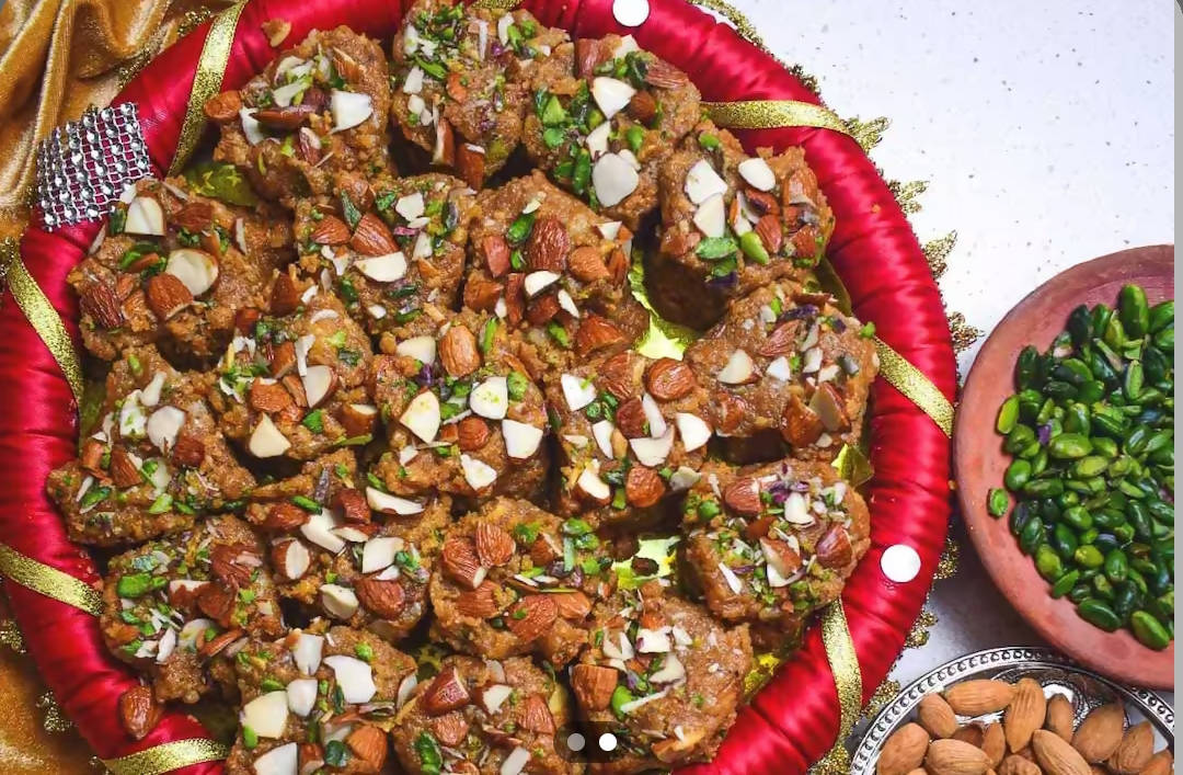 Mohana Sweets N Confectioners Pure Desi Ghee Pinni | Swadesiicart