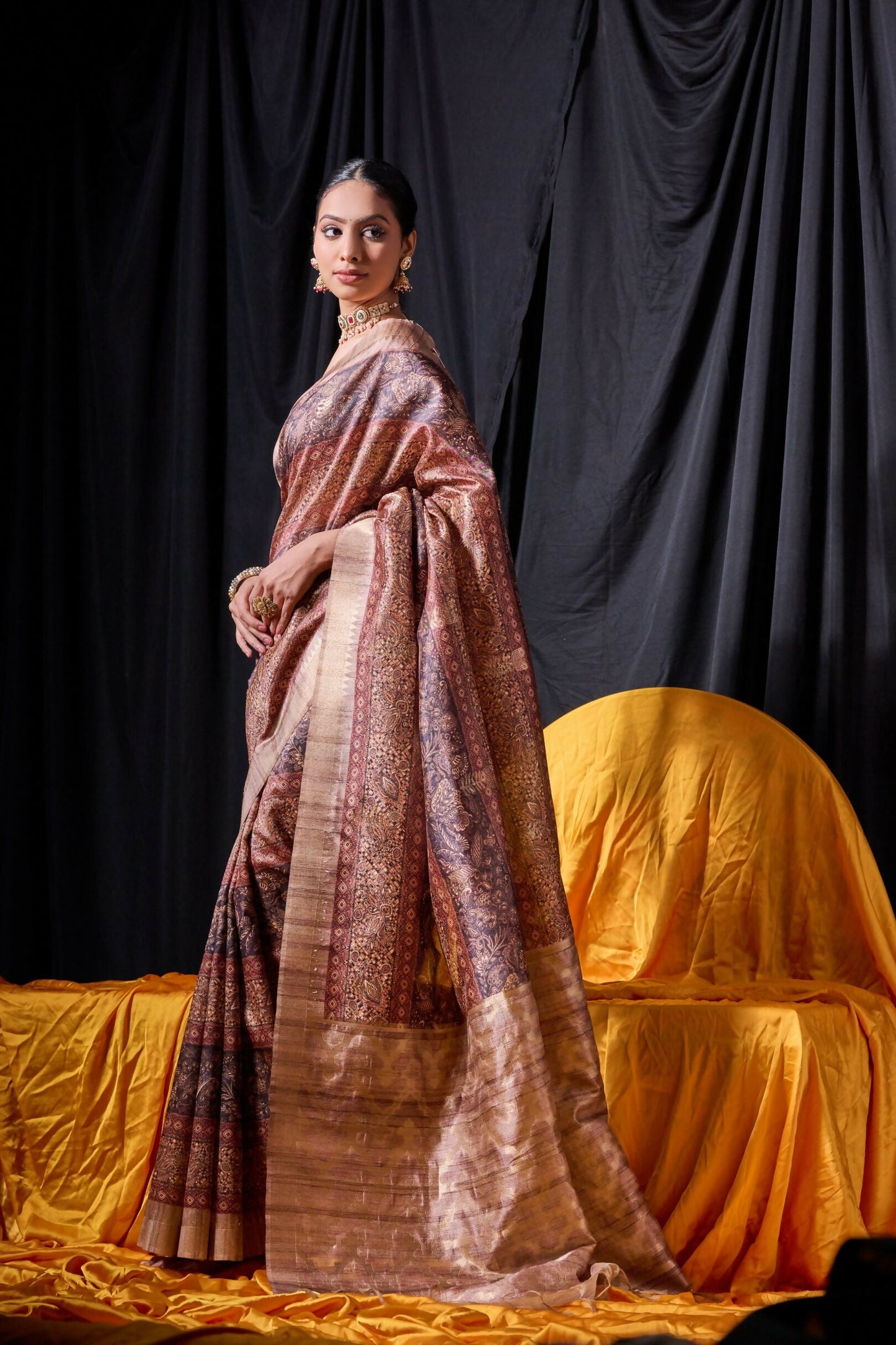 Vishnu Weaves Women's Coffee Tussar Silk Zari Woven Saree with Blouse - Swadesiicart