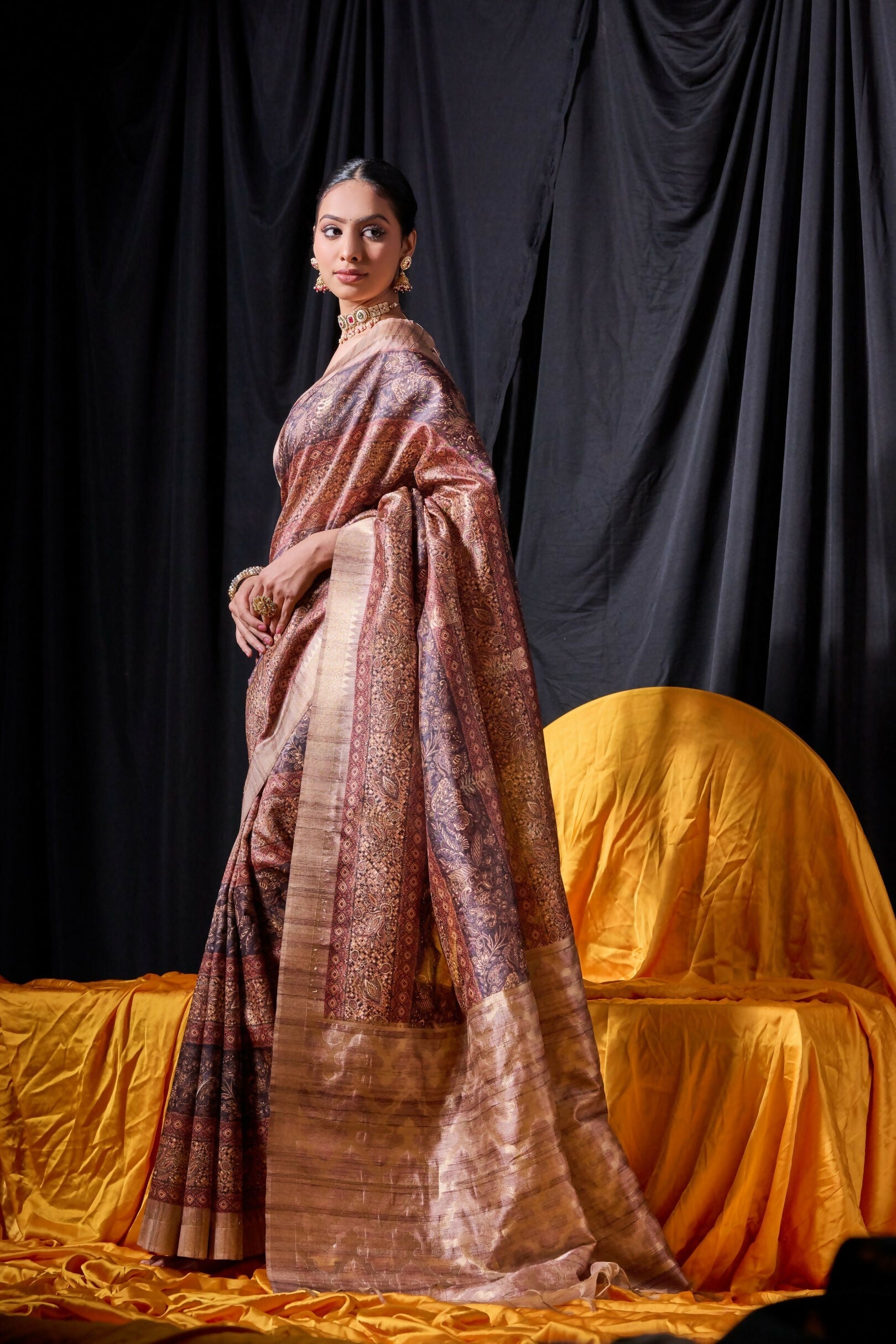 Vishnu Weaves Women's Coffee Tussar Silk Zari Woven Saree with Blouse - Swadesiicart