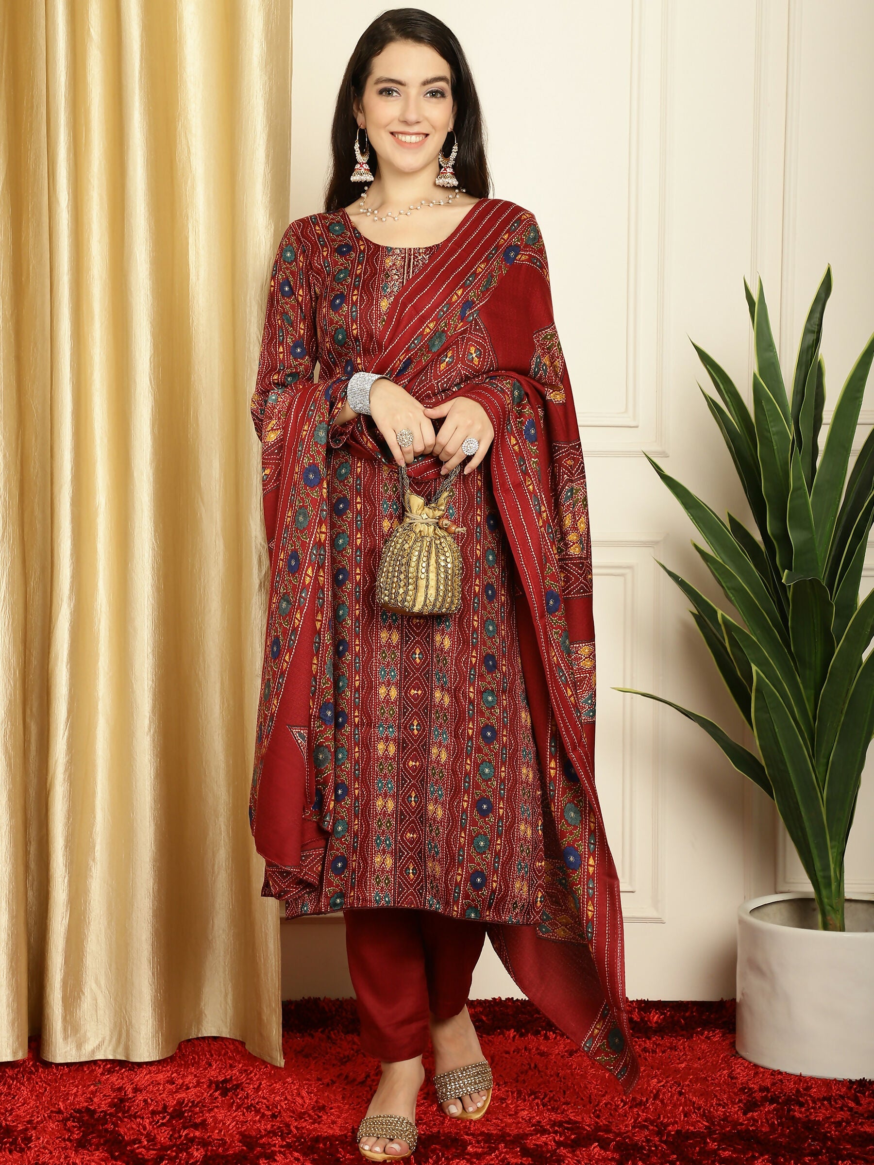 Jyoti Fashion Women's Maroon Pashmina Floral Digital Printed Kurta with Trouser & Dupatta | Swadesiicart