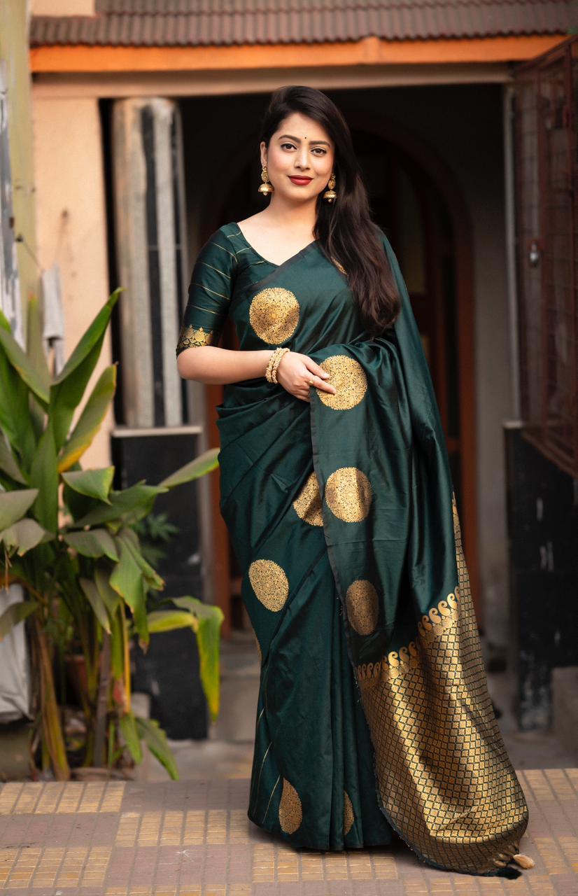 Green Silk Woven Saree with Unstitched Blouse - Hiral Fashion | Swadesiicart