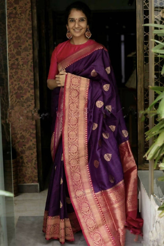 DEIANA'S Beautiful Designer Golden zari Soft Lichi Silk Saree - Purple - Swadesiicart