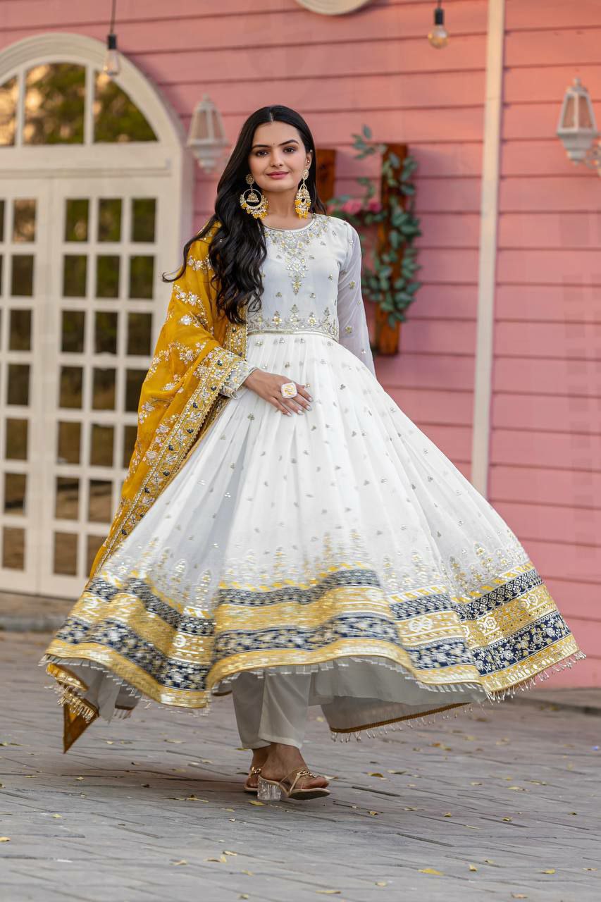 Prazu Fashion Off White Georgette Embroidered Anarkali Suit - Swadesiicart