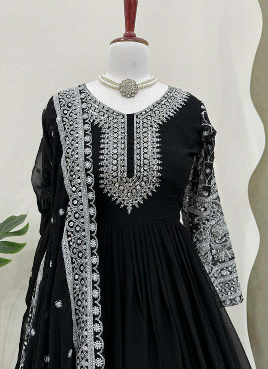 Prazu Fashion Black Georgette Sequence Anarkali Suit - Swadesiicart