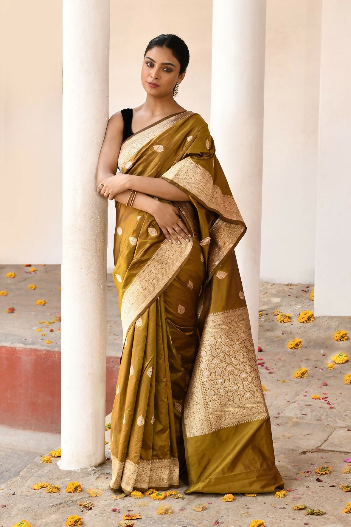 Joban Fashion Olive Pure Katan Pure Handloom Banarasi Silk Saree | Swadesiicart
