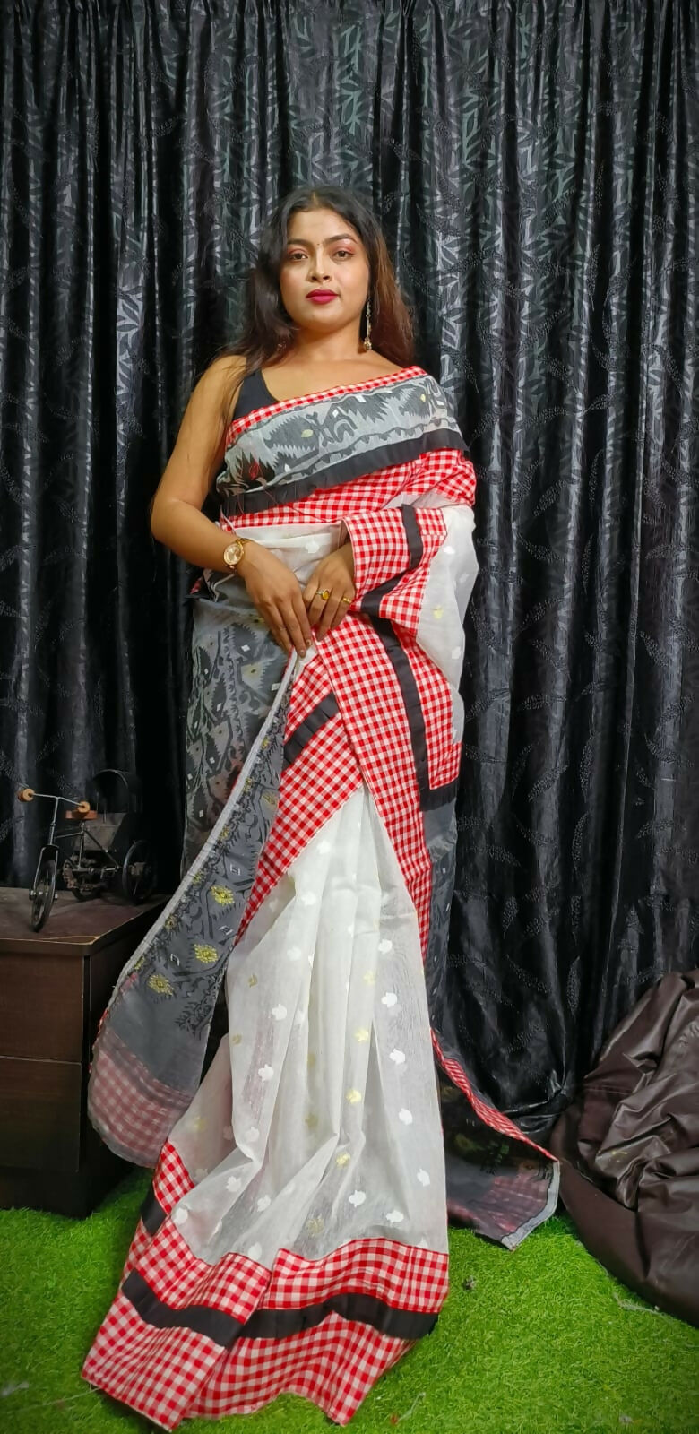 Exclusive Collection Beautiful Gamcha Multi Jamdani Mix N Match Saree - Swadesiicart