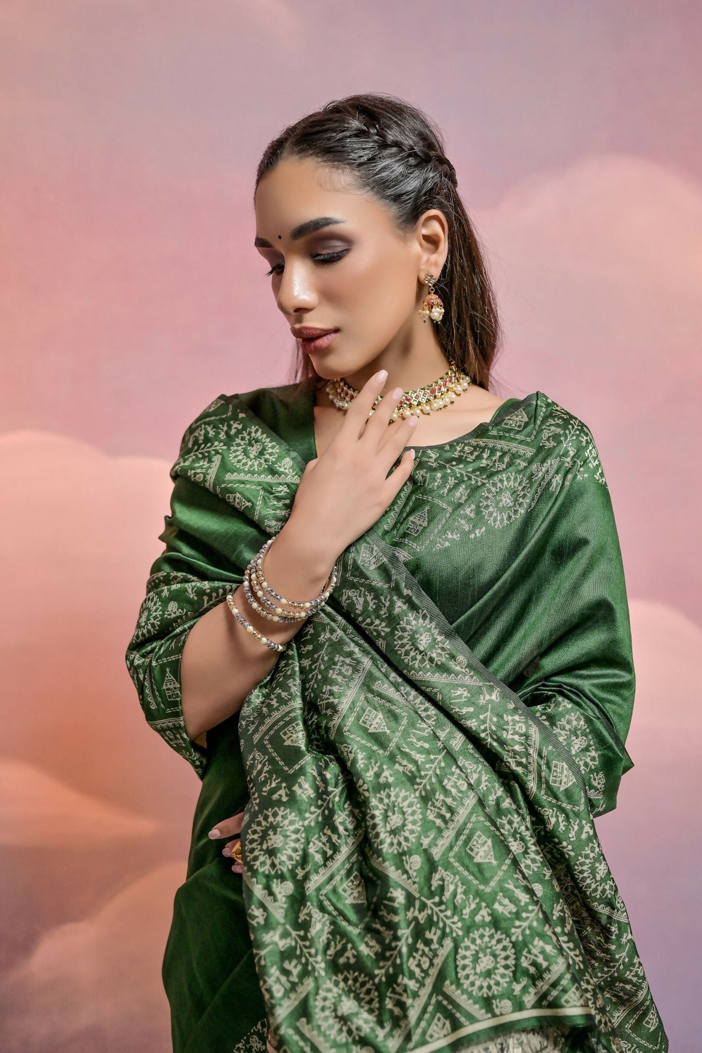Vishnu Weaves Women's Green Handloom Raw Silk Woven Border Saree with Blouse - Swadesiicart