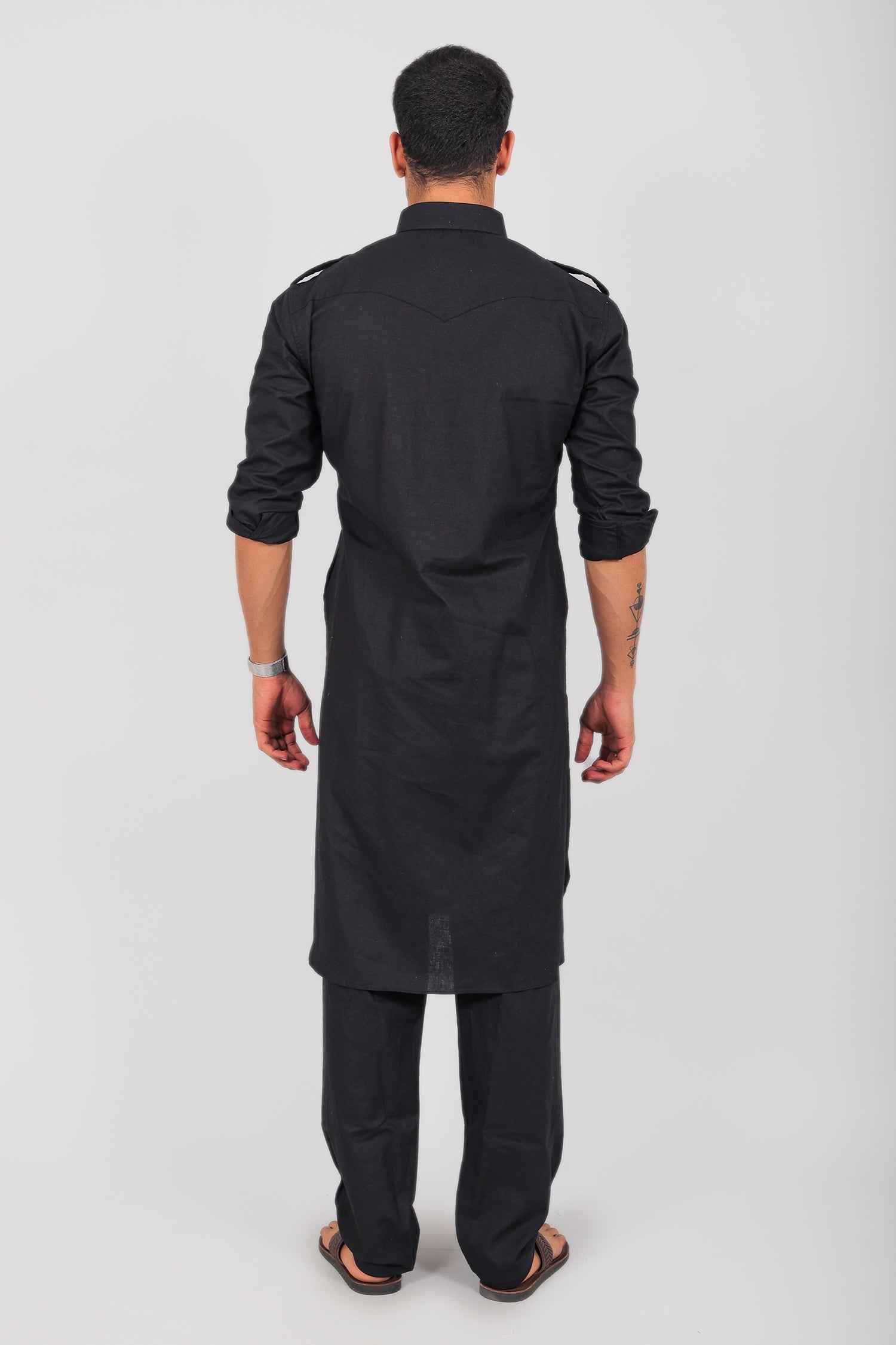 Bluesaanchi Men's Pathani Black Color Kurta With Trouser Pant | Swadesiicart