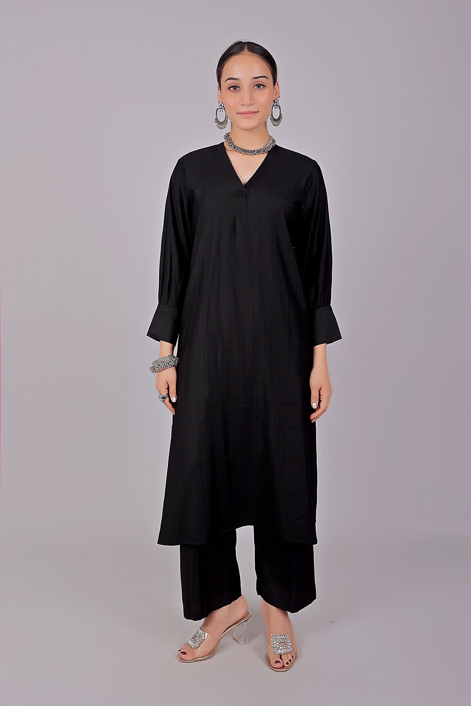 Bluesaanchi Women's Black Kurti With Trouser Pajama Set | Swadesiicart