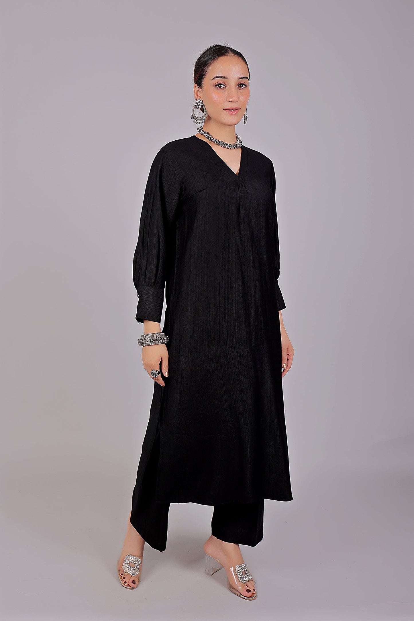 Bluesaanchi Women's Black Kurti With Trouser Pajama Set | Swadesiicart