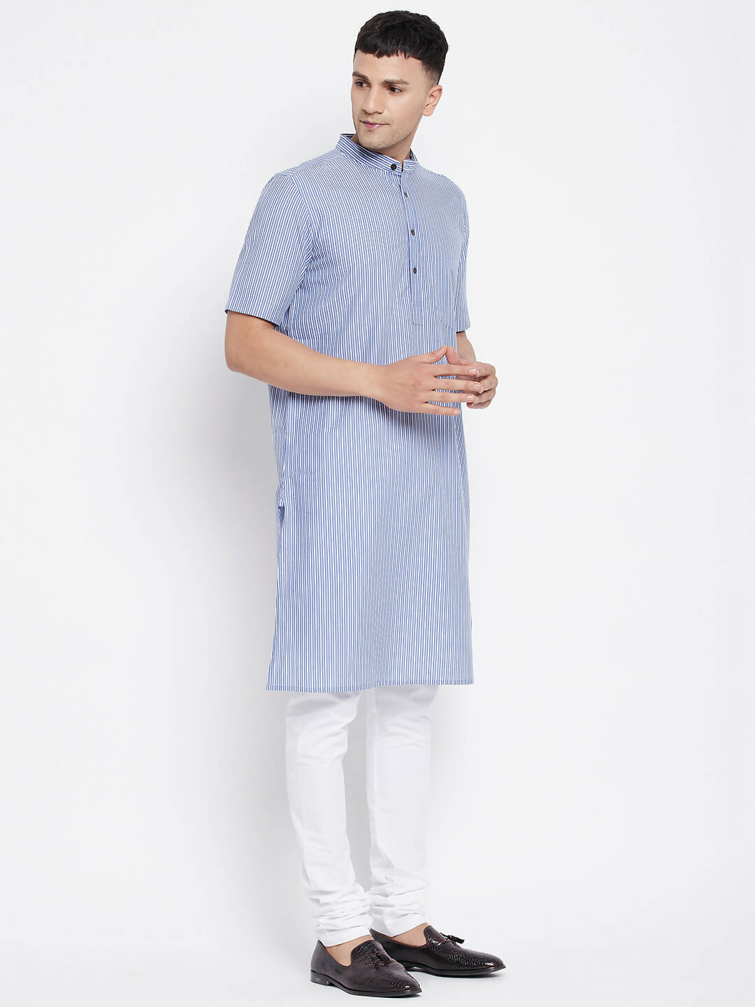 Even Apparels Blue Men's H/S Pure Cotton Kurta With Band Collar | Swadesiicart
