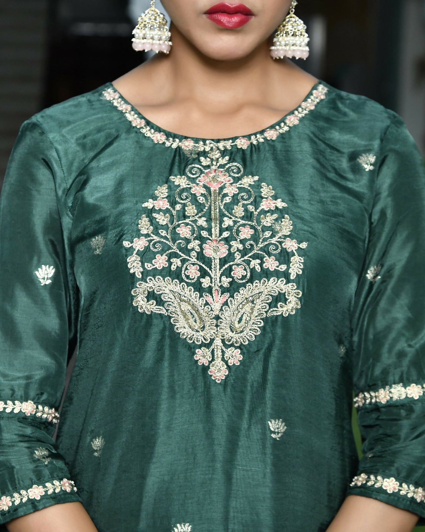 Vaasva Women's Silk Emboidered Solid Pant Set & Digital Printed Dupatta | Swadesiicart