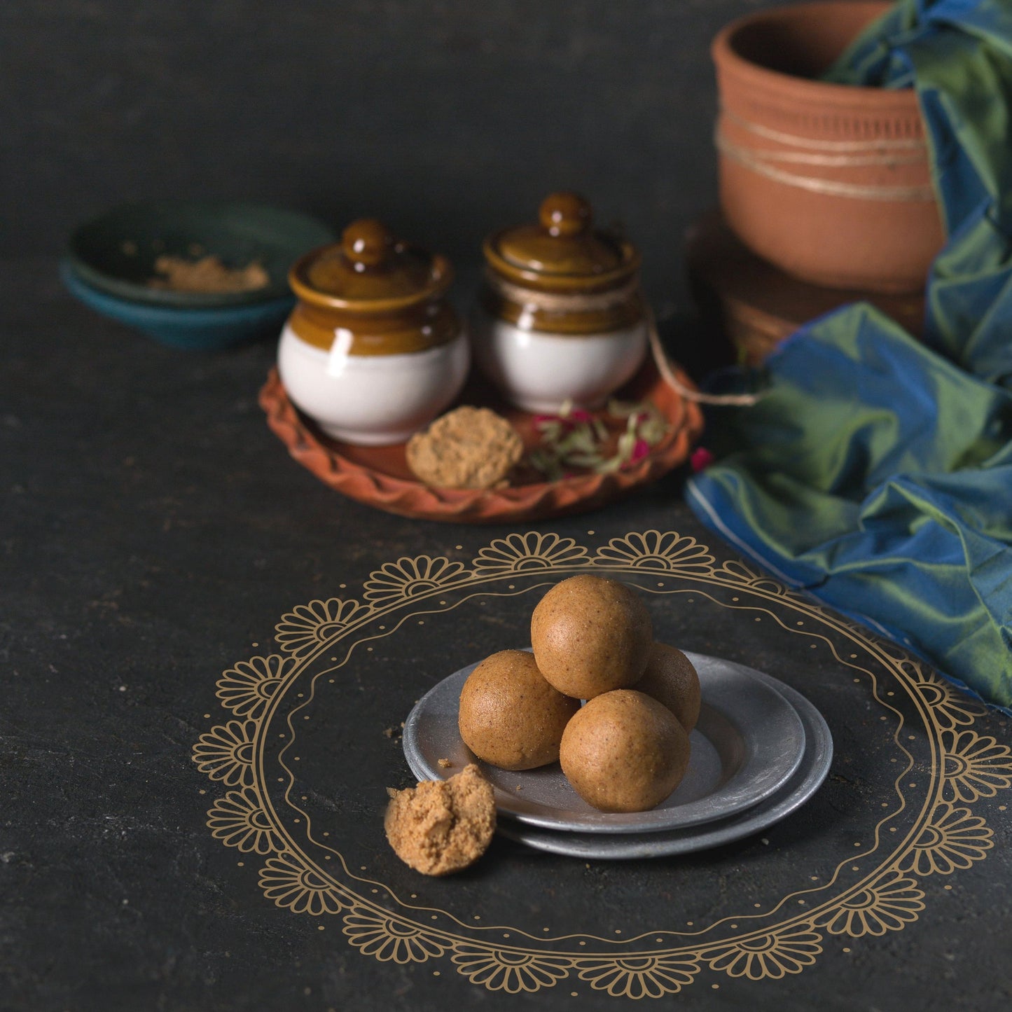 Almond House Bellam Sunni Laddu | Swadesiicart