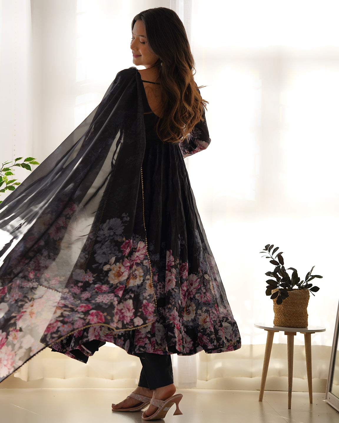 Lorenvalley Fashion Women Pure Soft Organza Silk Floral Print Fully Flair Anarkali With Pent Dupatta Set - Black | Swadesiicart