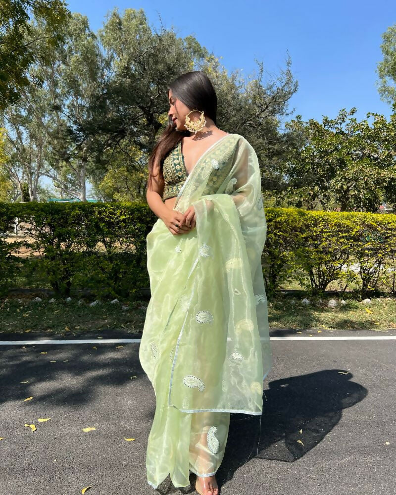 Vamsee Samriddhi Green Organza Saree - Swadesiicart