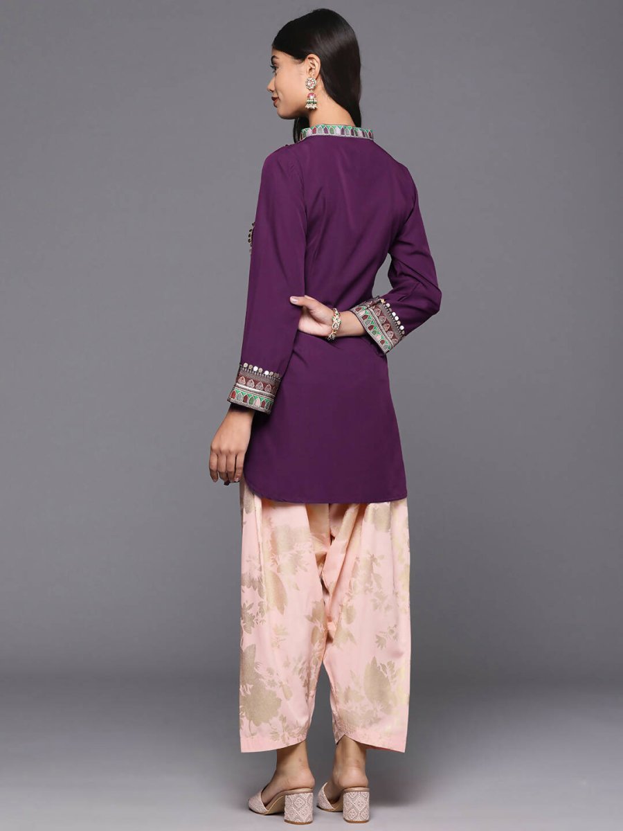 Ahalyaa Women's Traditional wear Kurta Set - Burgundy | Swadesiicart