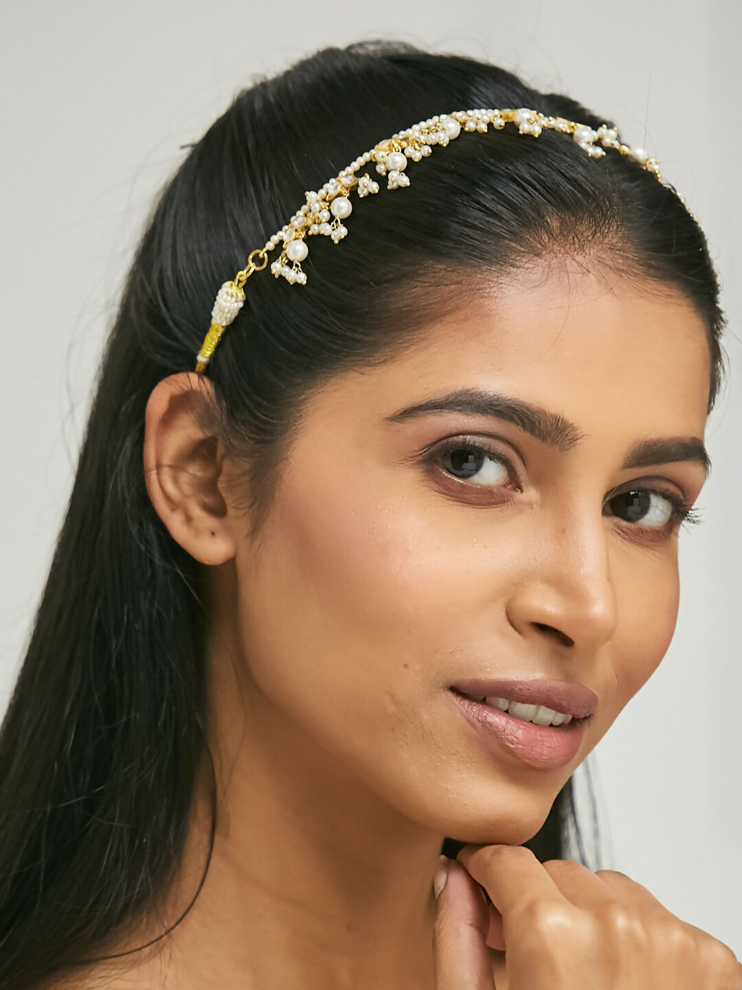 Nuyug 22K Gold-Plated Kundan & Pearl Studded Matha Patti Head Jewellery | Swadesiicart