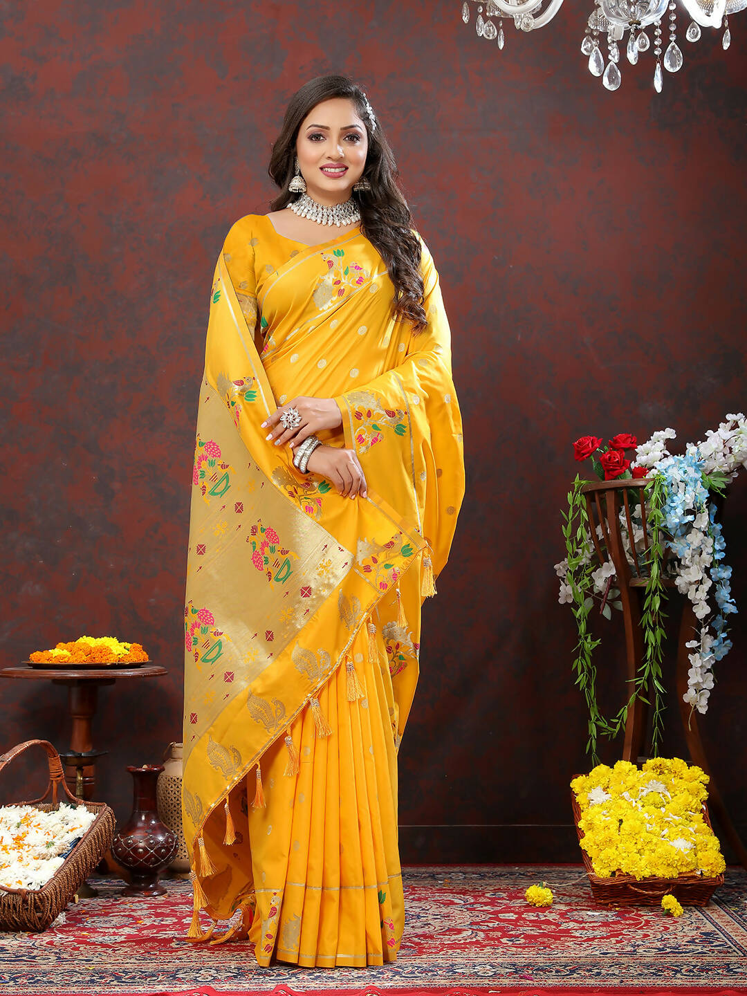 Lorenvalley Fashion Gold Soft Paithani Silk Woven Design Gold Zari Meenakari Weaving Saree - Swadesiicart