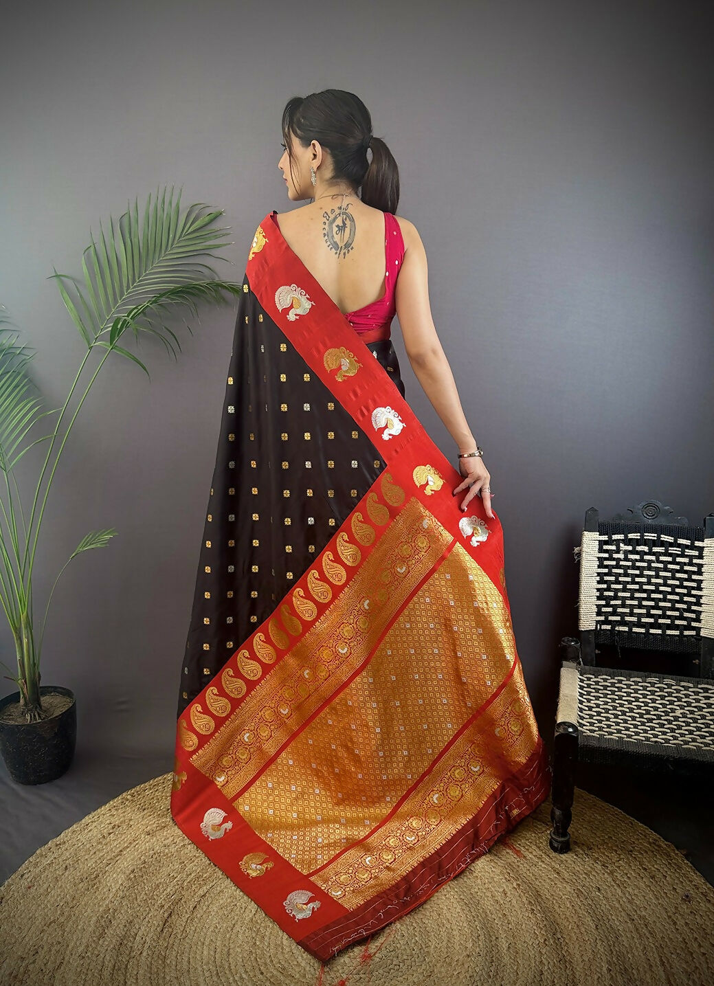 Joban Fashion Maroon Butti Banarasi Silk Sarees | Swadesiicart