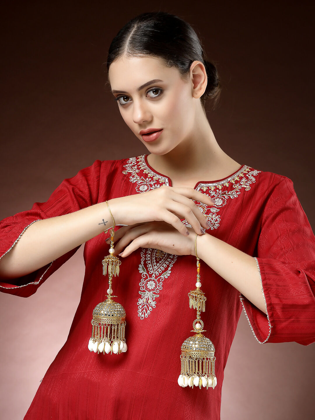 NVR Women's Pack Of 2 Gold-Polished Kundan Kaleera Sets - Swadesiicart