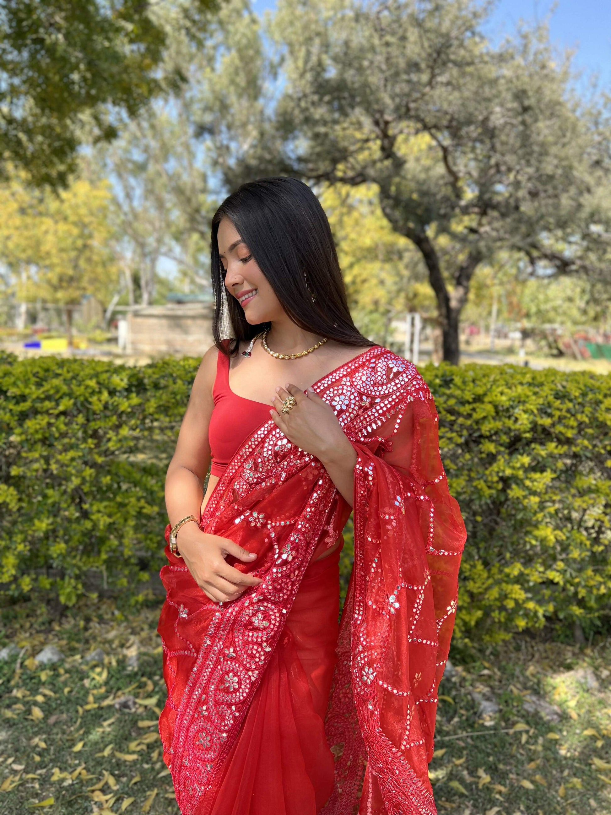 Vamsee Naina Red Organza Saree - Swadesiicart