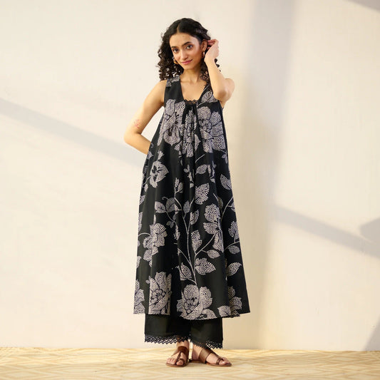 Pimu Women Floral Printed Pleated Pure Cotton Kurta with Palazzos-Black - Swadesiicart