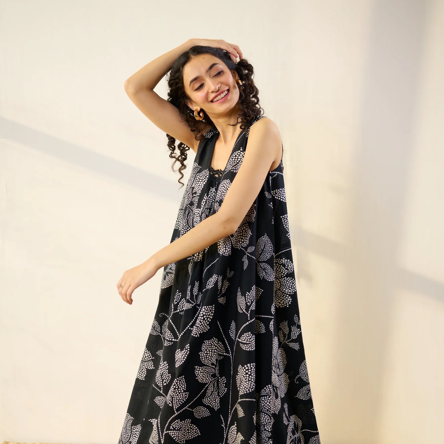 Pimu Women Floral Printed Pleated Pure Cotton Kurta with Palazzos-Black - Swadesiicart