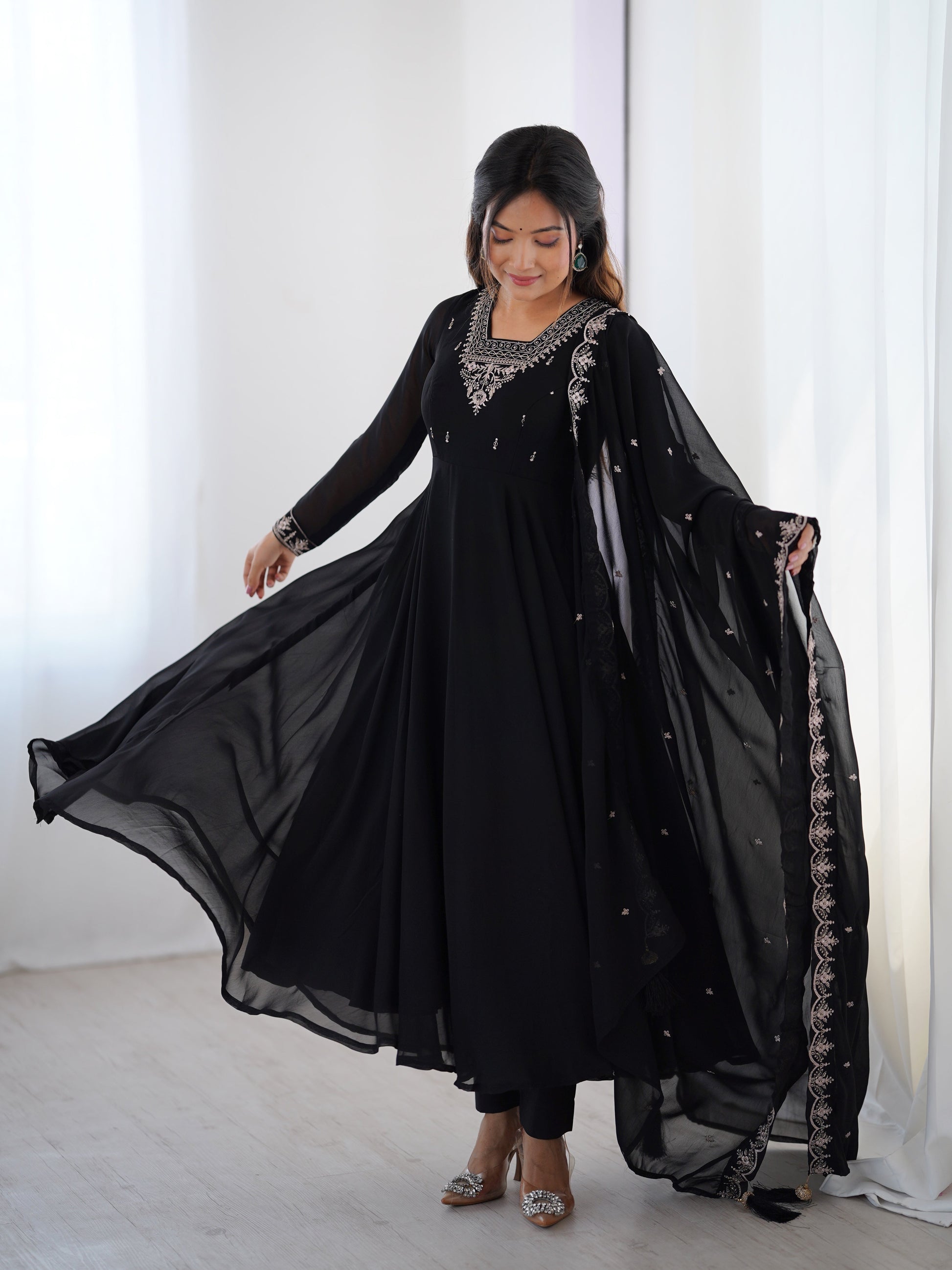 Lorenvalley Black Faux Georgette Fancy Embroidery Beads And Jari Work Anarkali Kurta Palazzo With Dupatta Set | Swadesiicart