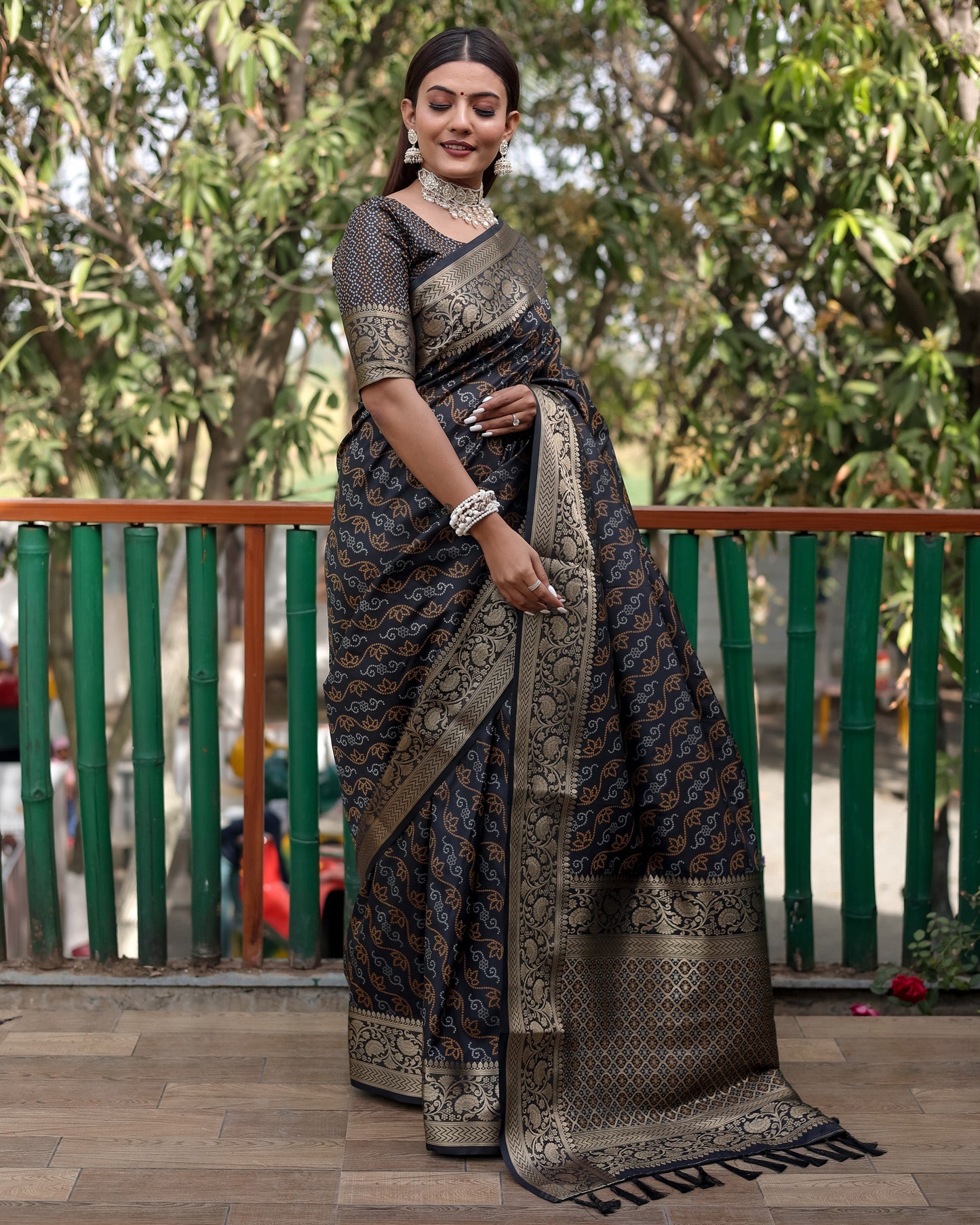 Lorenvalley Premium Bandhej Patola Silk Sarees with kanchi Borders and Contrast Zari Weaving borders Saree - Black - Swadesiicart