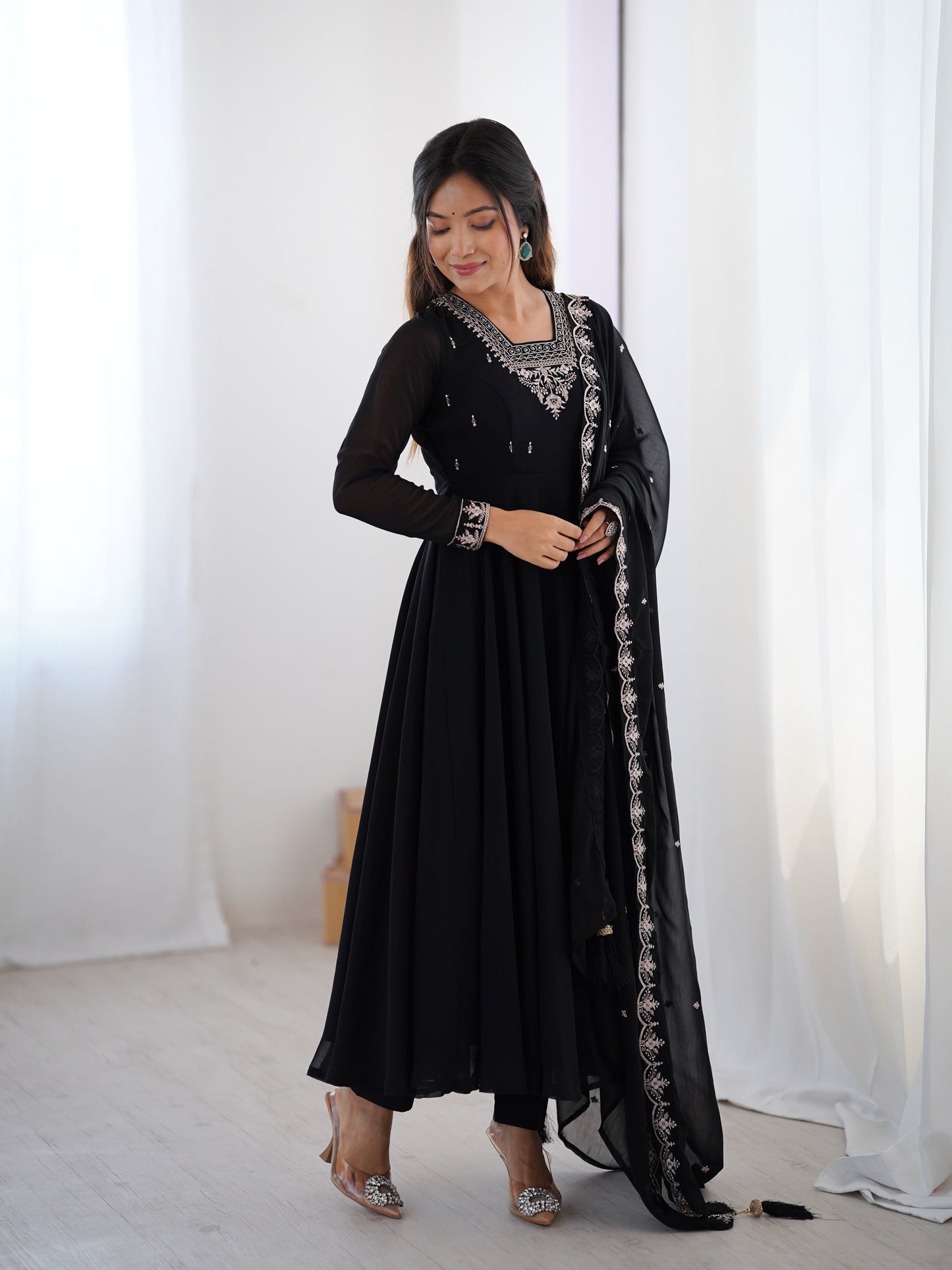 Lorenvalley Black Faux Georgette Fancy Embroidery Beads And Jari Work Anarkali Kurta Palazzo With Dupatta Set | Swadesiicart