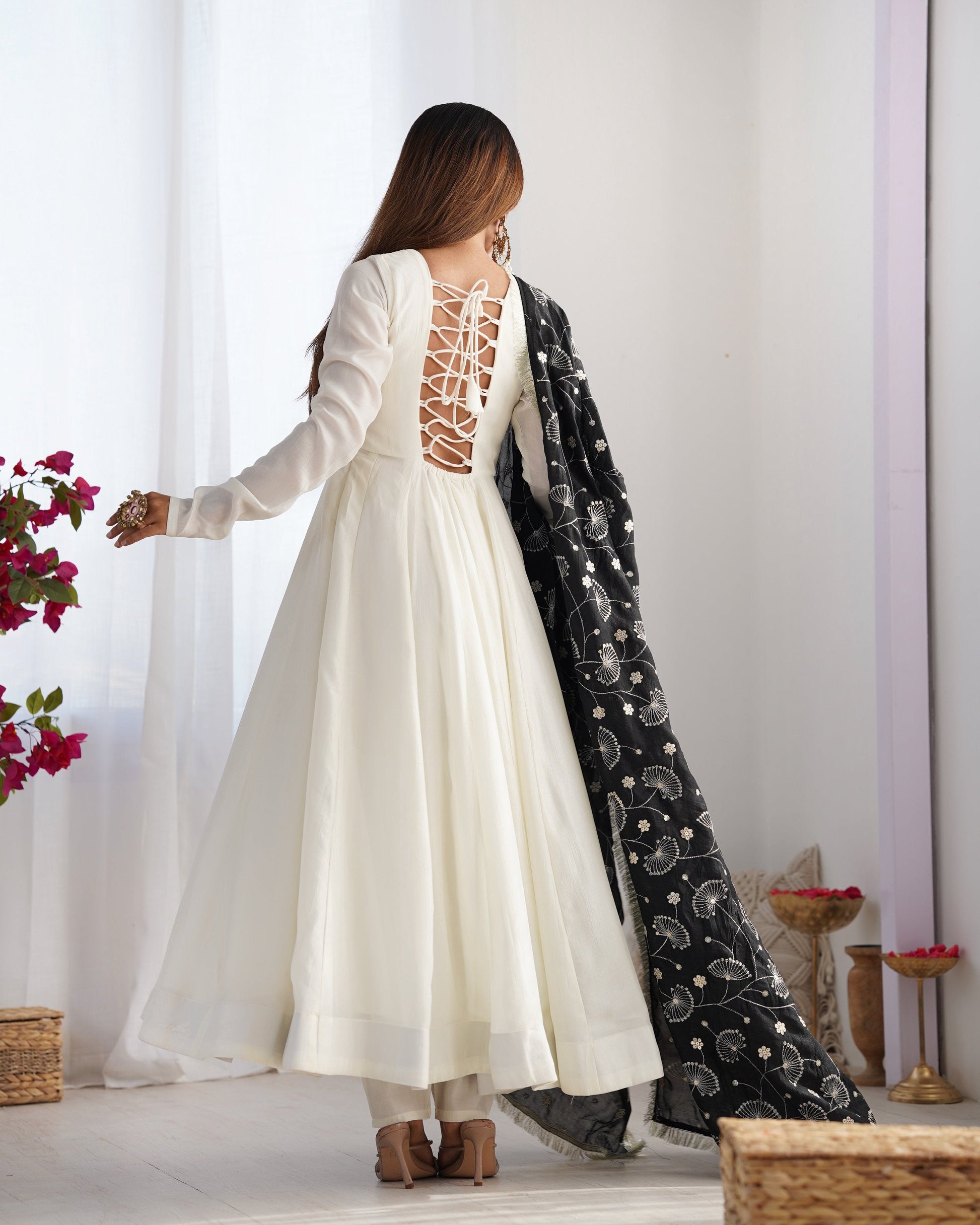 Lorenvalley Fashion White Vichitra Silk Fabric Fully Flared Anarkali Pant With Dupatta Set - Swadesiicart