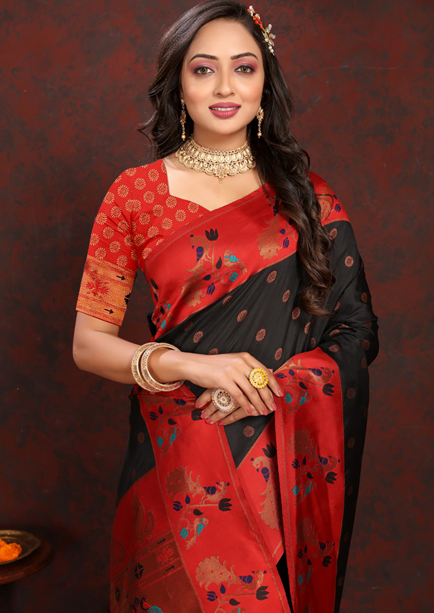 Lorenvalley Fashion Black Soft Paithani Silk Woven Design Rich Zari Meenakari Weaving Saree - Swadesiicart