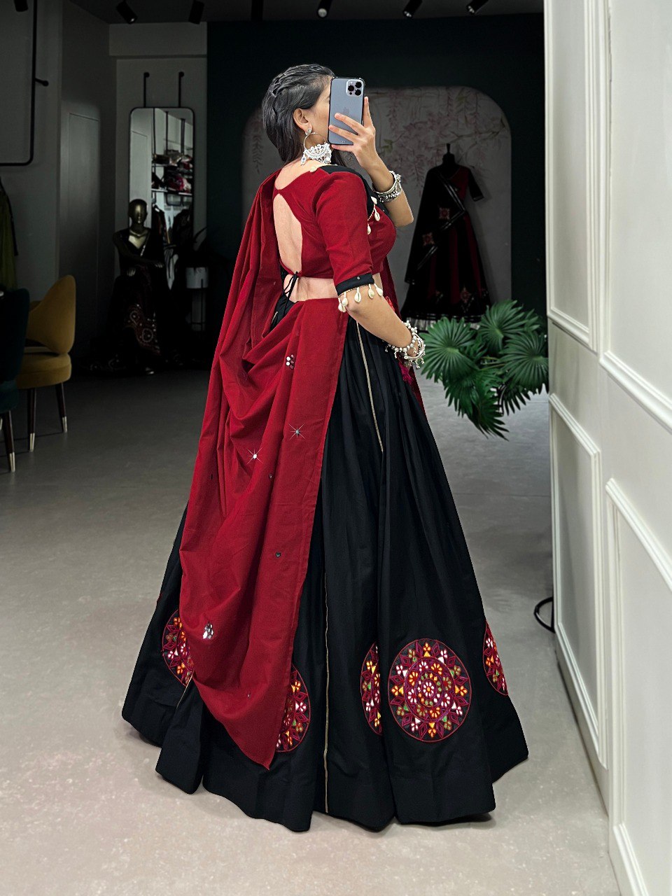 Lorenvalley Black Pure Cotton Plain And Gamthi Patch Work With Gota Patti Lehenga Choli with Dupatta | Swadesiicart