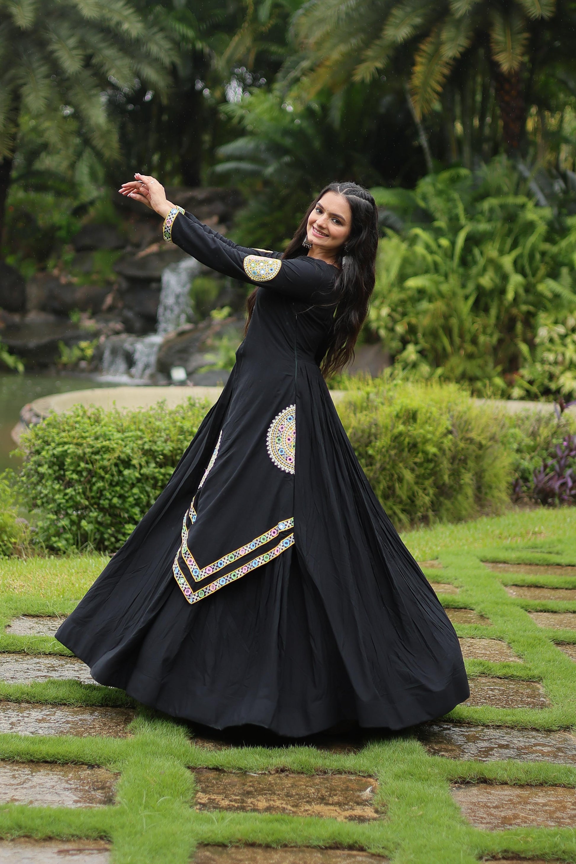Lorenvalley Black Rayon Fabric With Kutchi Gamthi Lace Gown | Swadesiicart