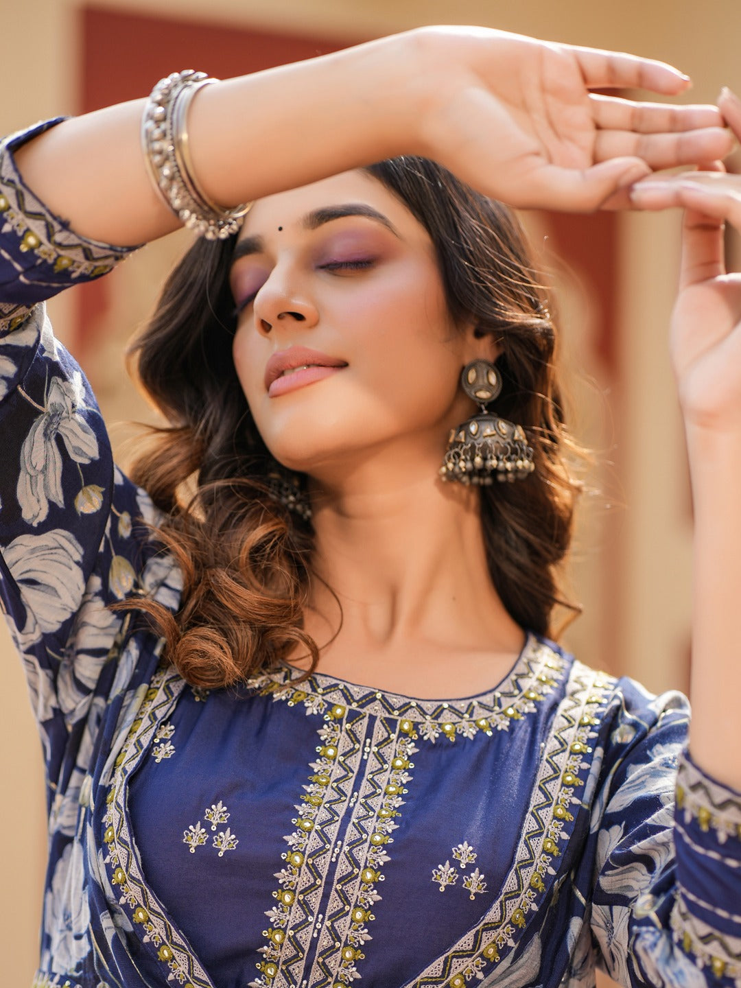 Yufta Blue Embroidered shrug Crop top co ord set - Swadesiicart