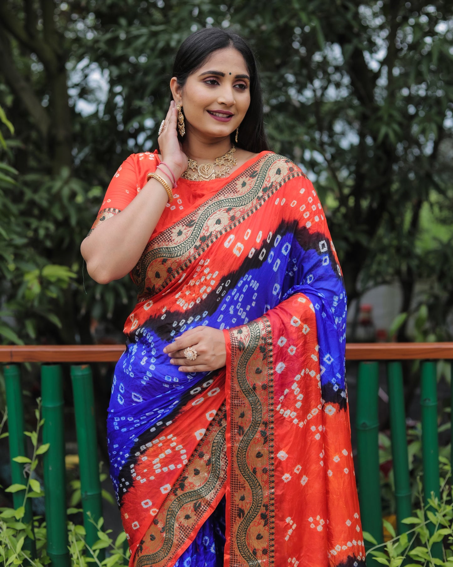 Lorenvalley Premium Pure Bandhej Tapeta Soft light weight silk saree with zari weaving Border - Multicolor - Swadesiicart