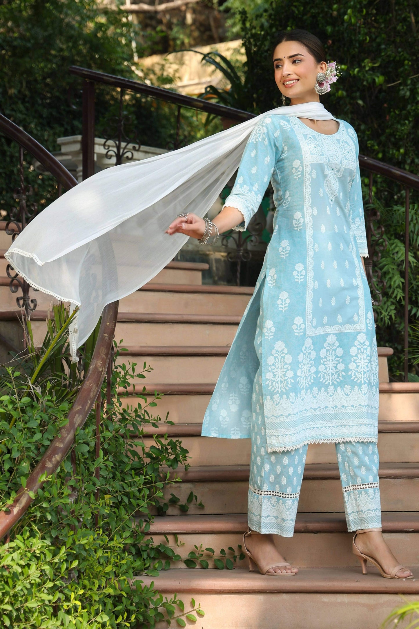 Juniper Women's Skyblue Printed Straight Kurta Sets | Swadesiicart