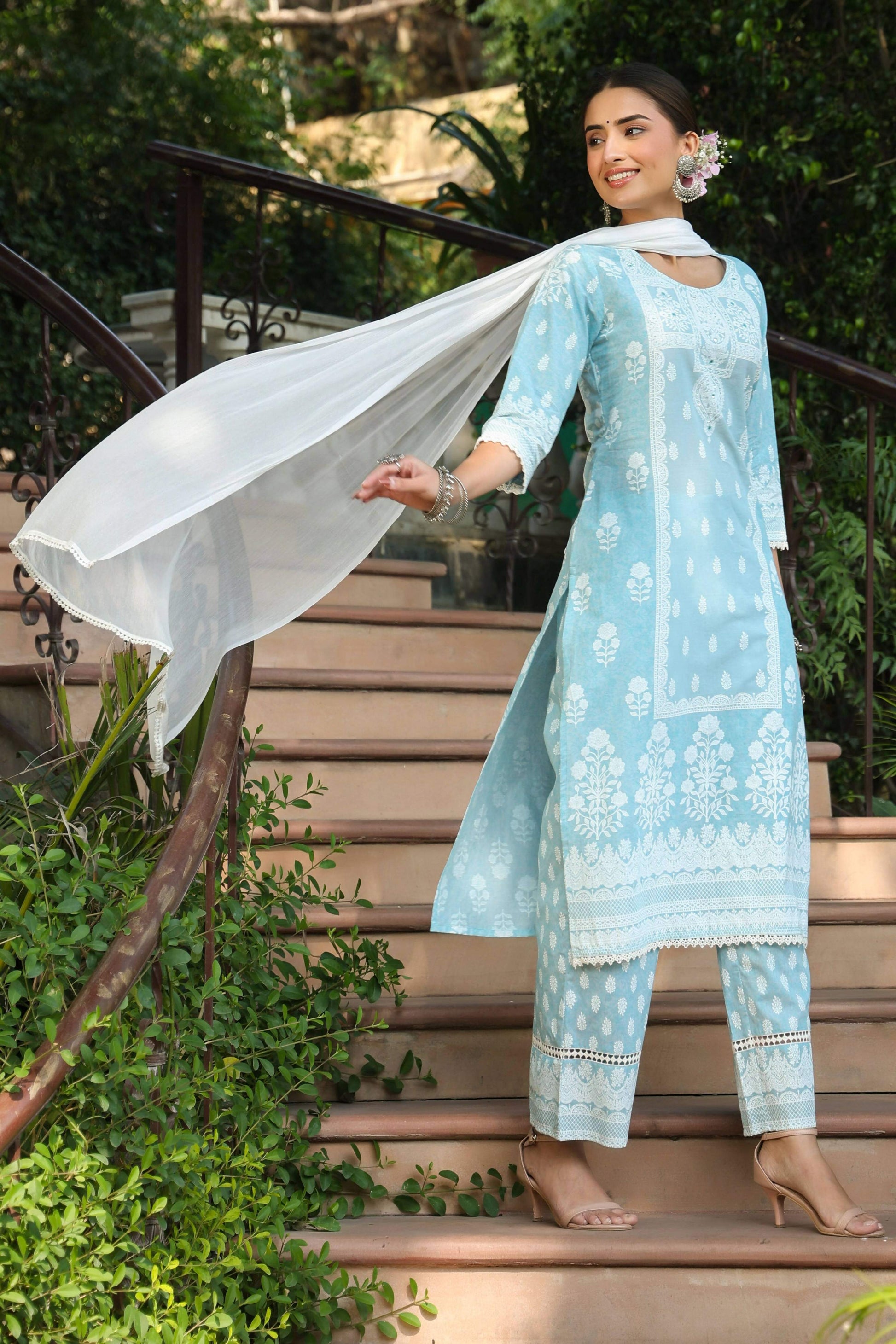 Juniper Women's Skyblue Printed Straight Kurta Sets | Swadesiicart