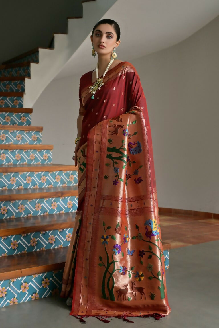 Vishnu Weaves Women's Maroon Paithani Silk Zari Woven Saree with Blouse - Swadesiicart