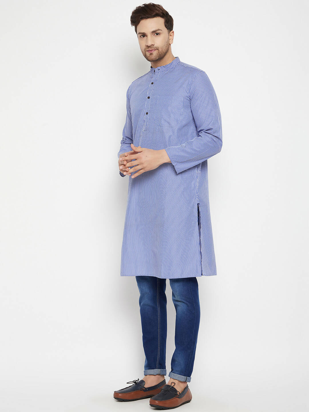 Even Apparels Blue Color Pure Cotton Long Men's Kurta With Band Collar | Swadesiicart