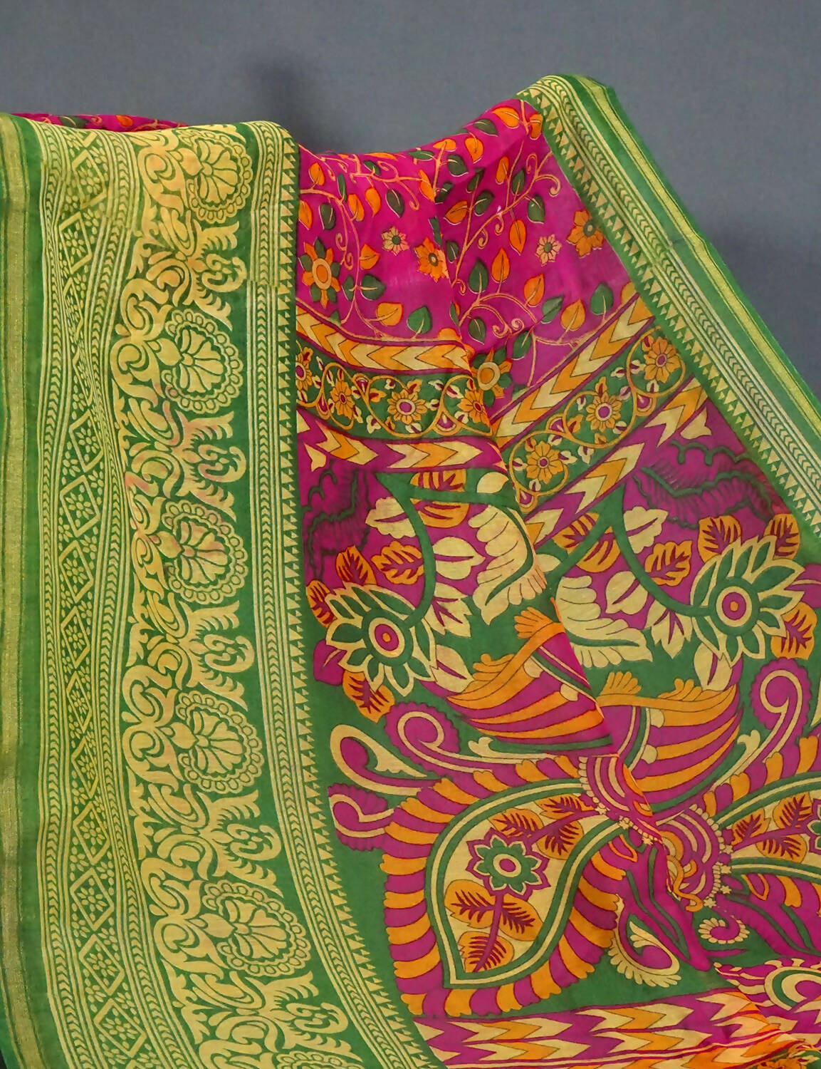 Vibrant Shades Of Pink Kalamkaari Design Semi Chanderi Saree With Contrast Blouse By Gayathri Reddy Designer Studio | Swadesiicart
