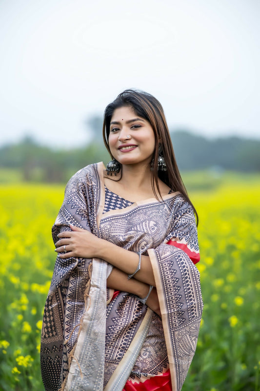 Vishnu Weaves Women's Red Soft Tussar Silk Saree with Blouse - Swadesiicart