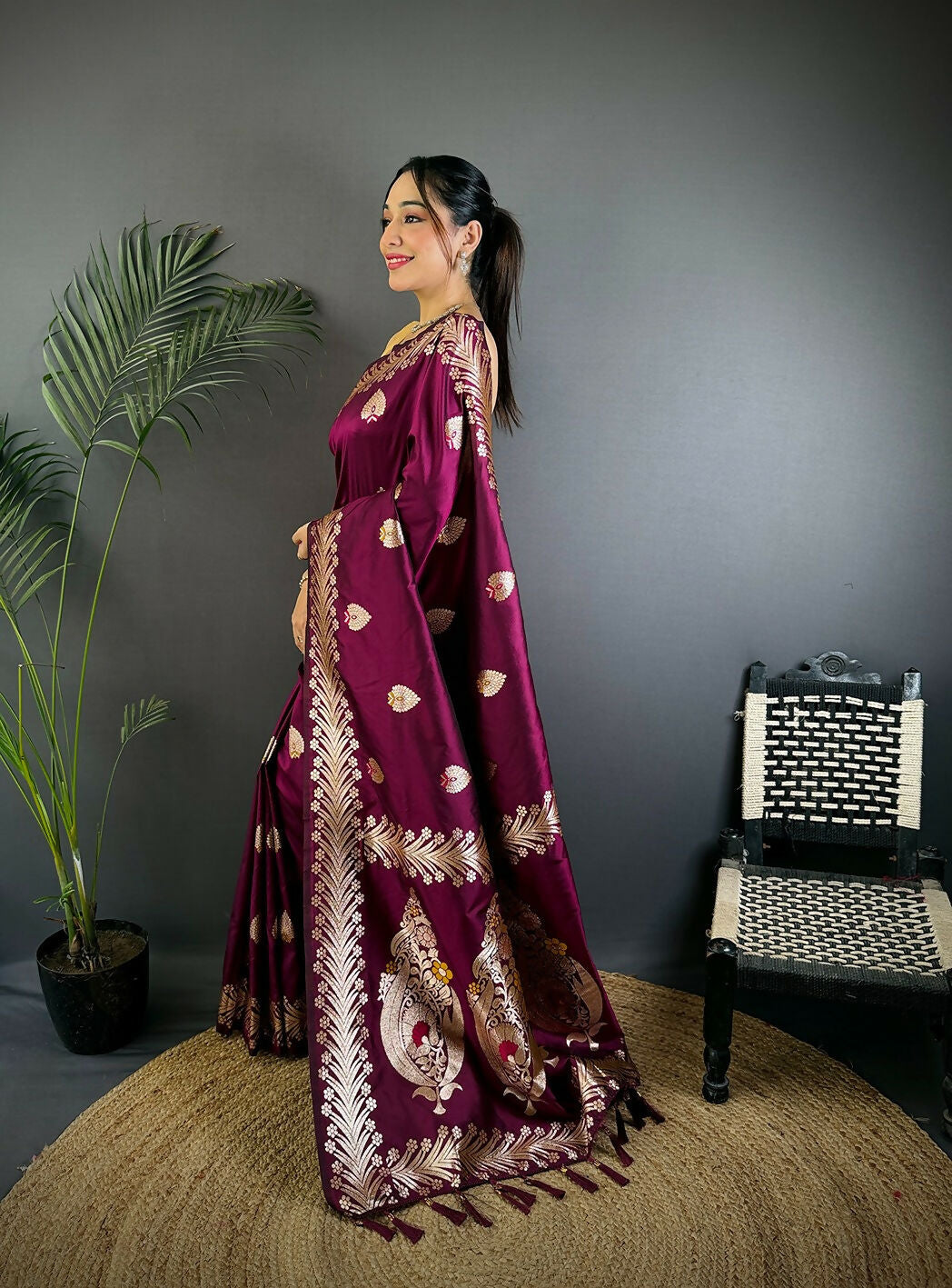 Joban Fashion Banarasi PlumWoven Soft Silk Saree | Swadesiicart